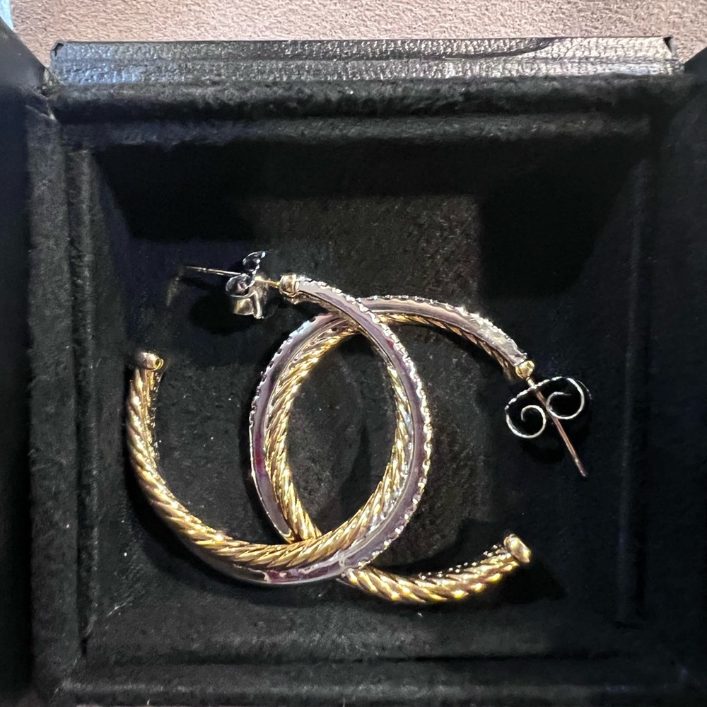 David Yurman Cable Cross Diamond 18K Earrings Medium